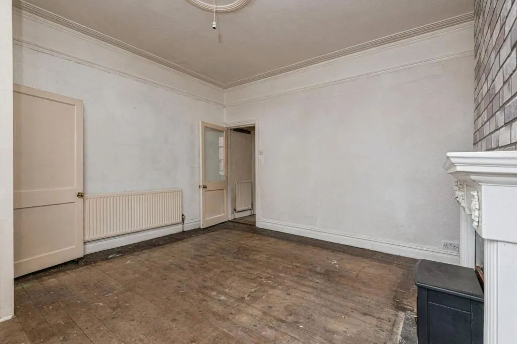 2 bed Terraced
