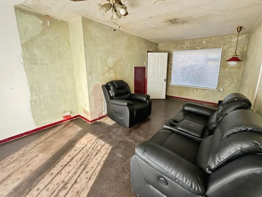 3 bed Terraced