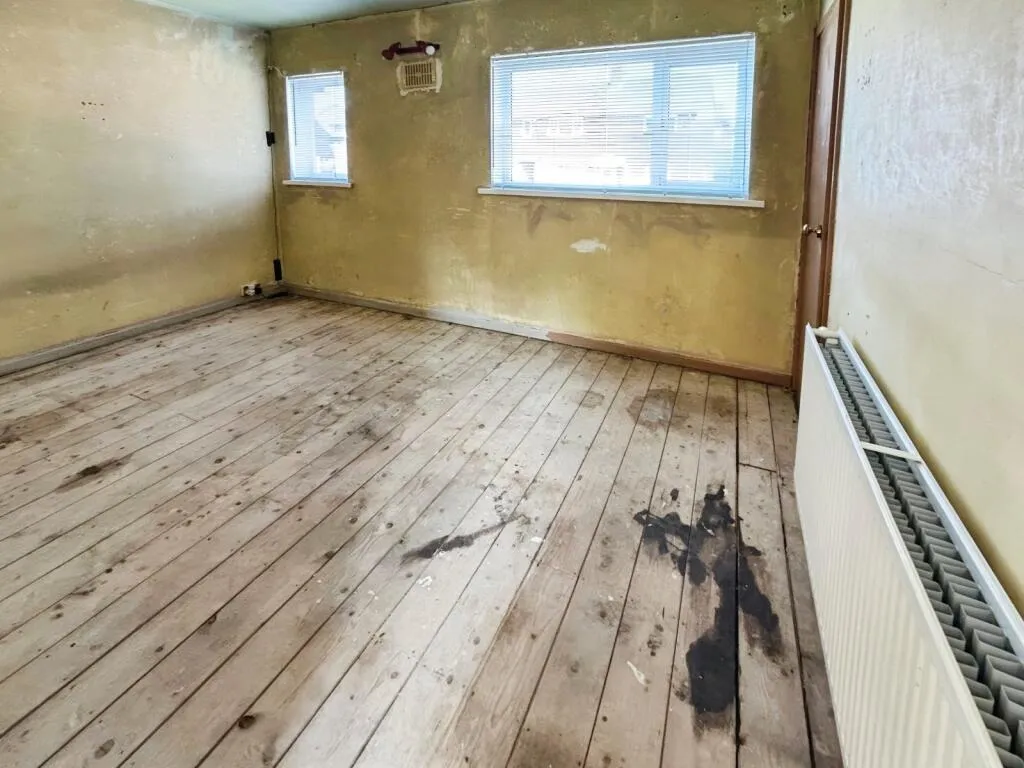 3 bed Terraced