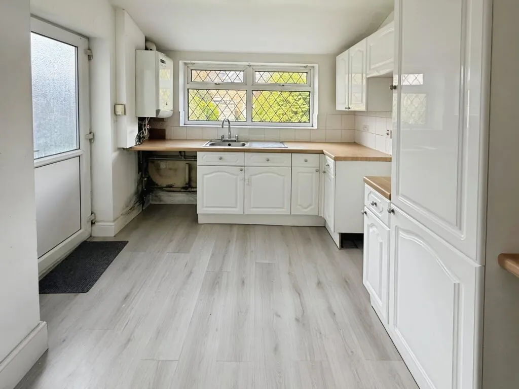 3 bed Semi-Detached