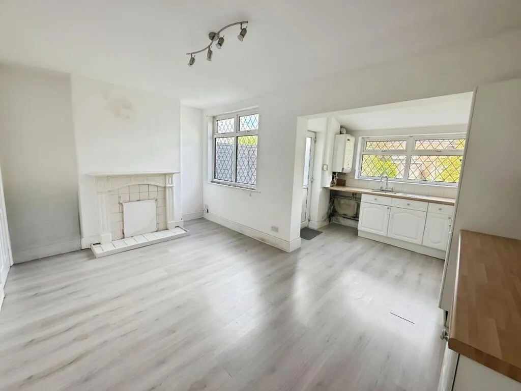 3 bed Semi-Detached