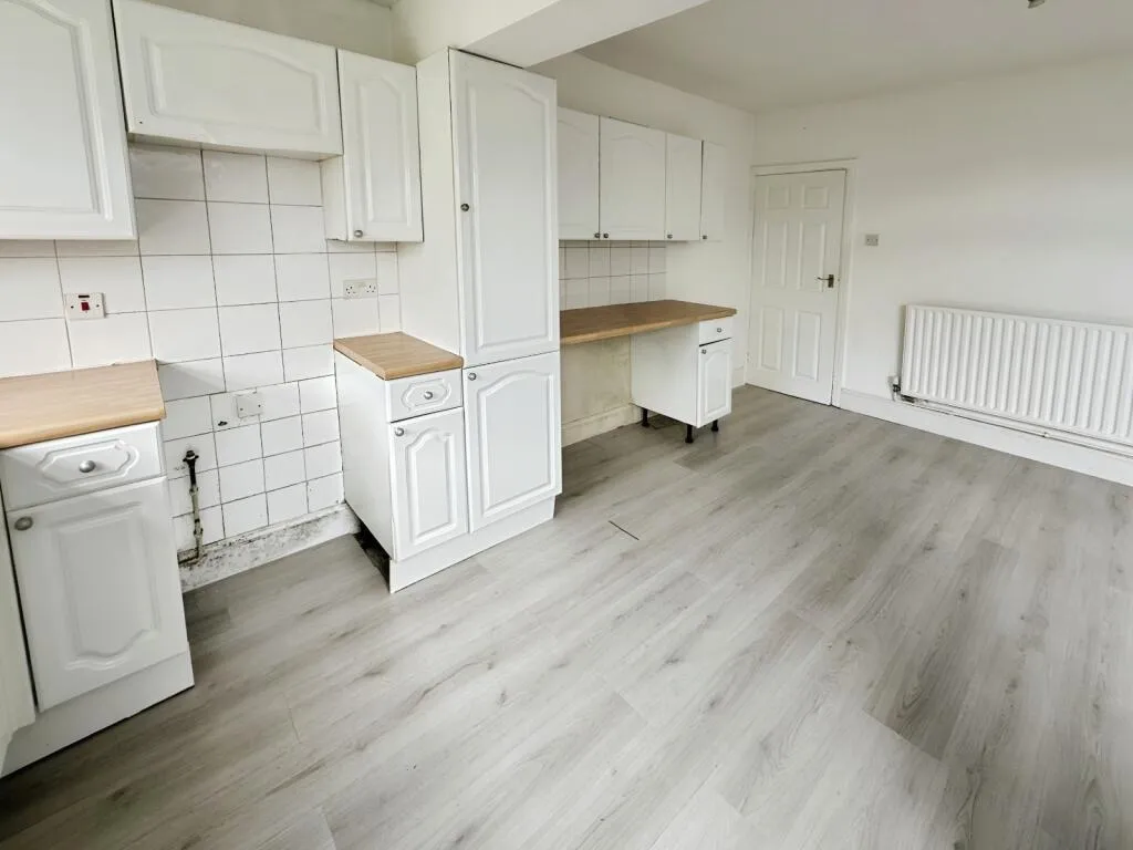 3 bed Semi-Detached