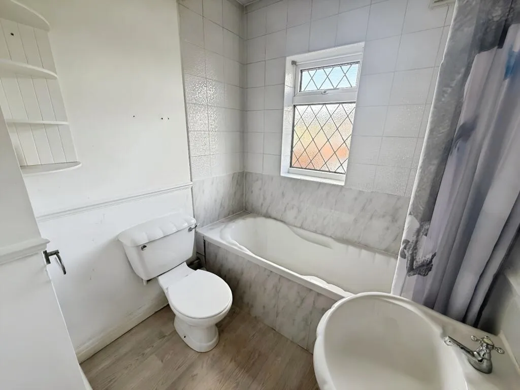 3 bed Semi-Detached