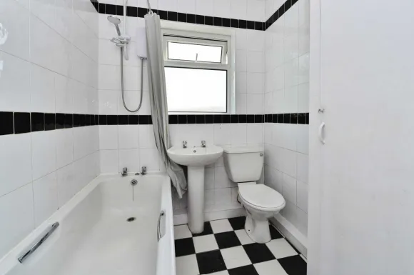 3 bed Terraced