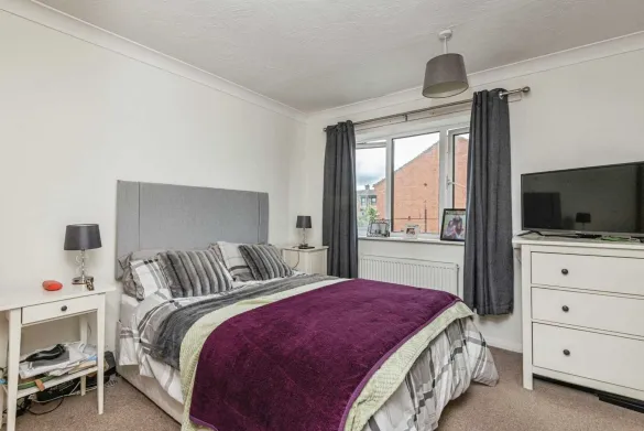 2 bed Semi-Detached