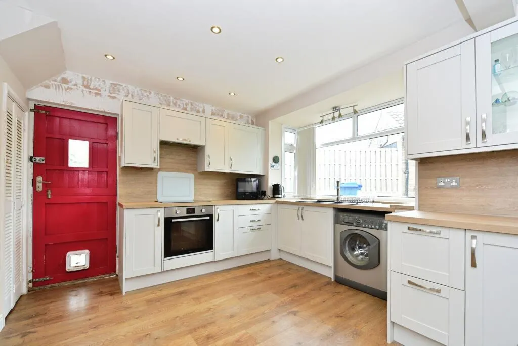 3 bed Semi-Detached
