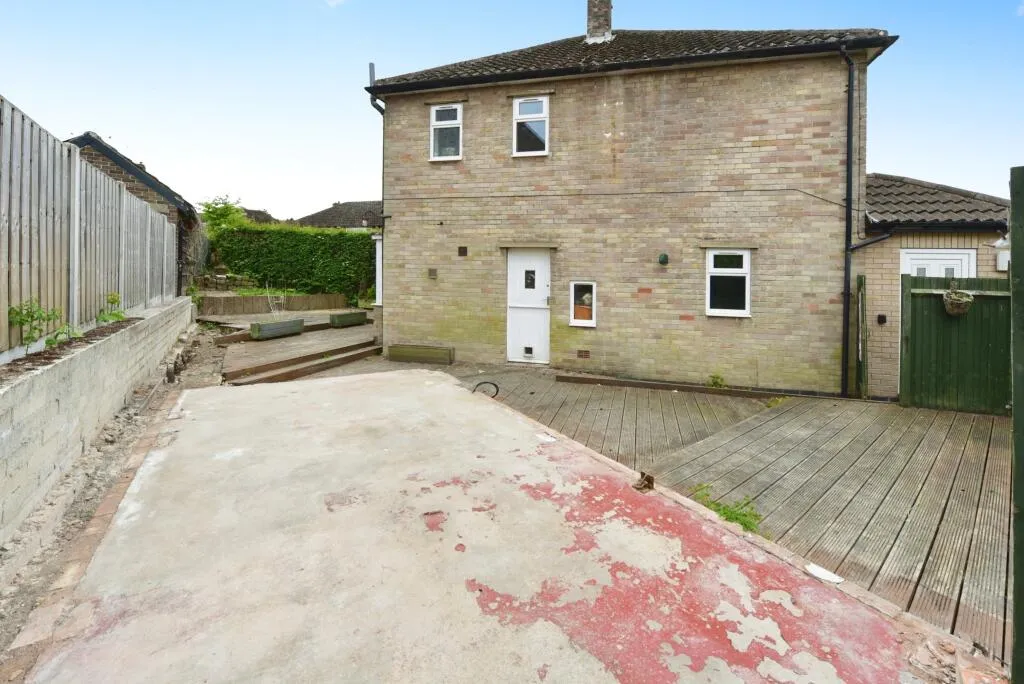3 bed Semi-Detached