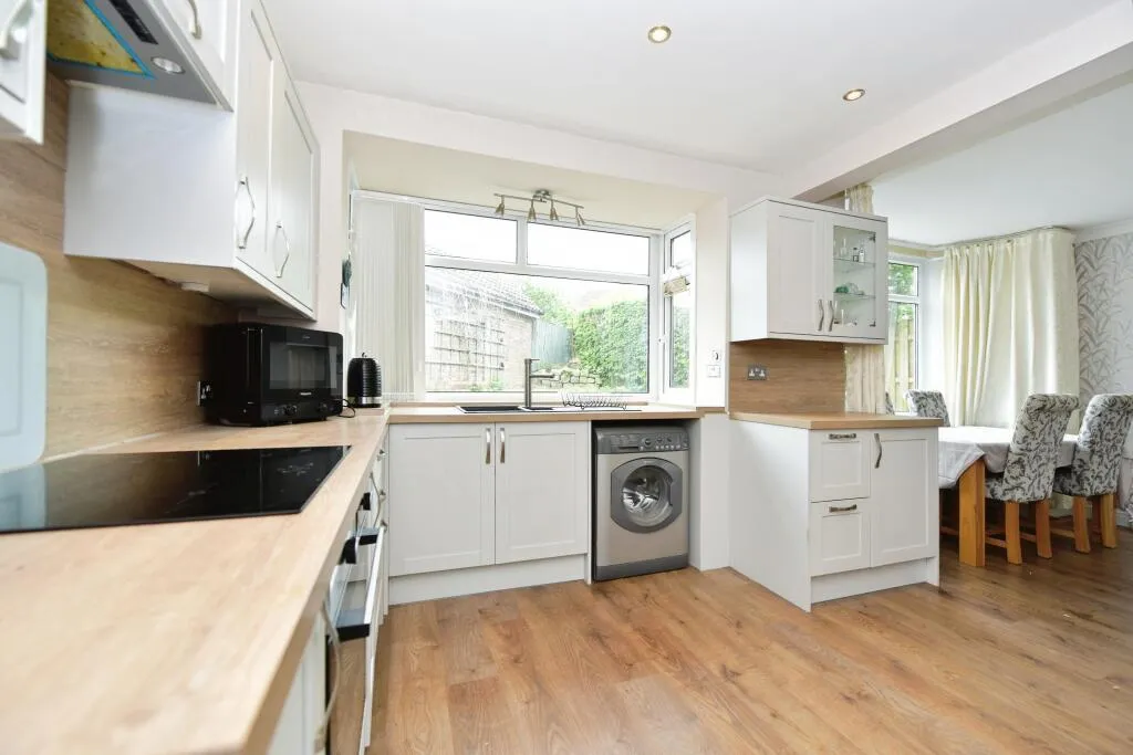 3 bed Semi-Detached