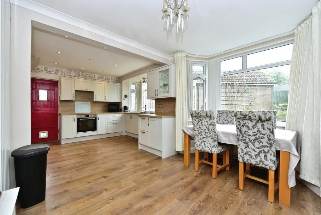 3 bed Semi-Detached