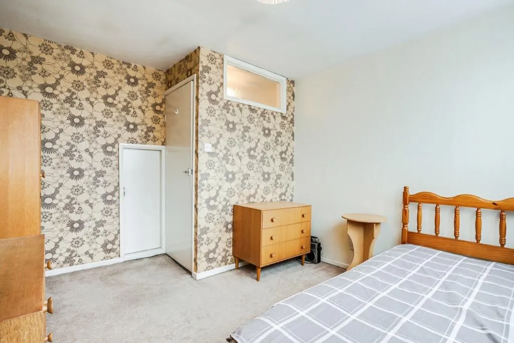 3 bed Semi-Detached Bungalow