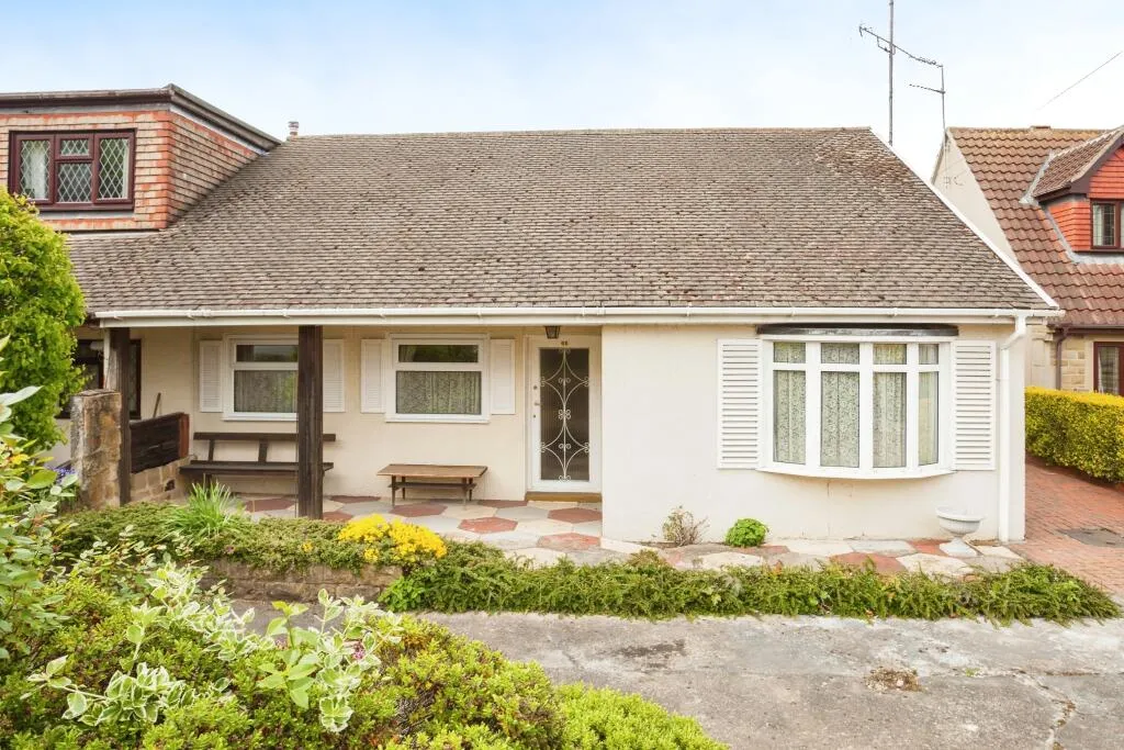 3 bed Semi-Detached Bungalow