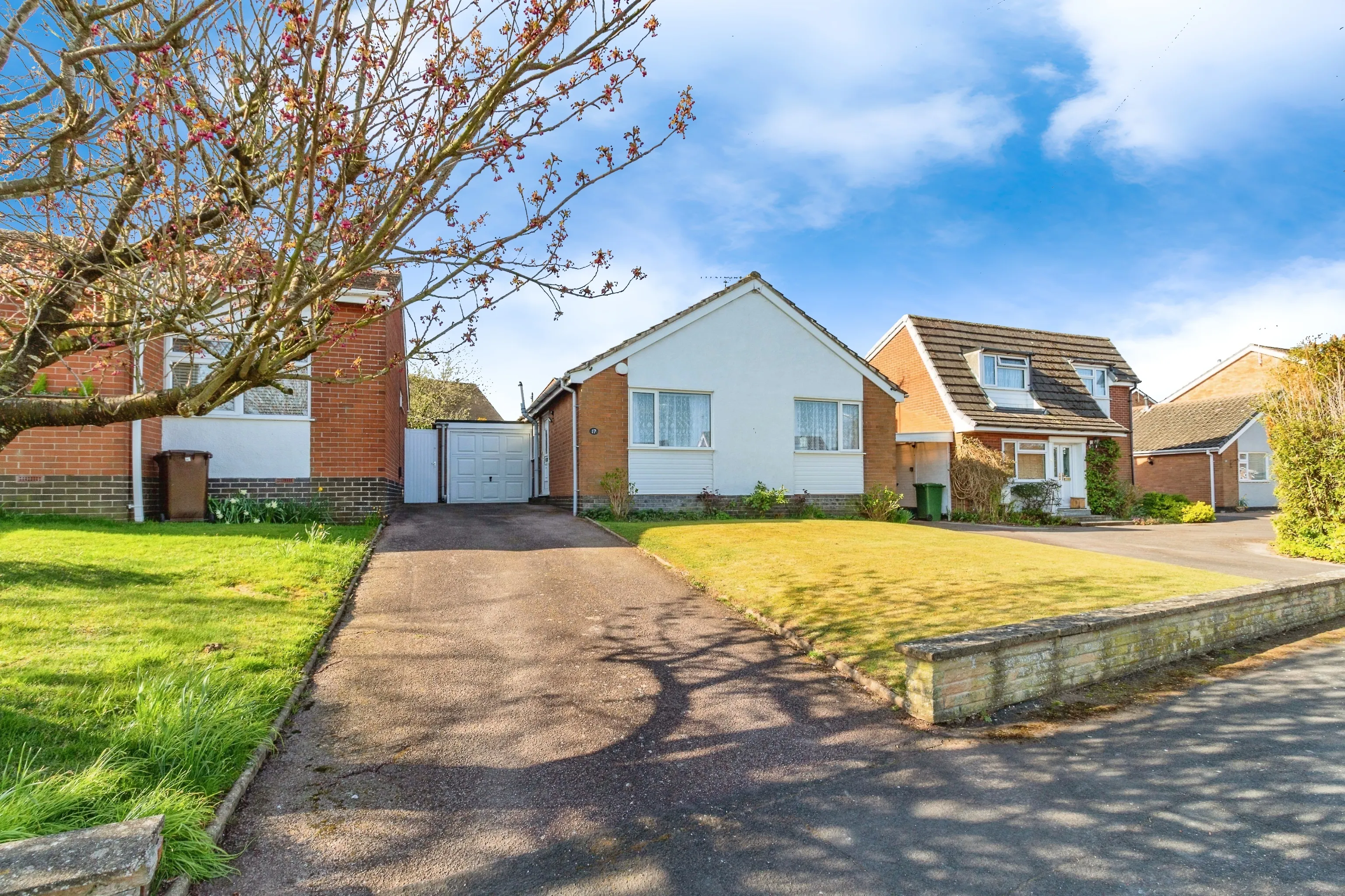 2 bed Detached Bungalow