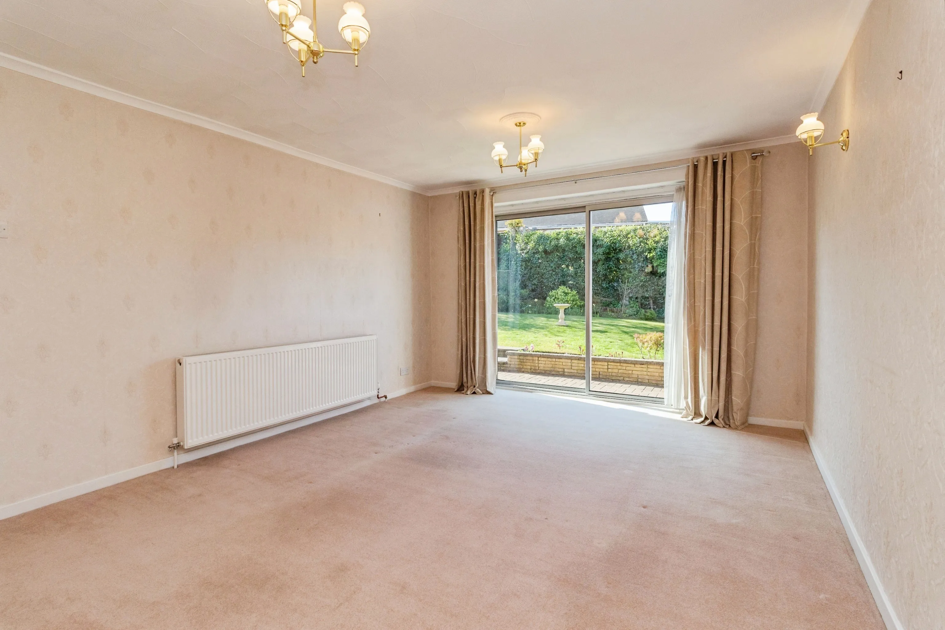 2 bed Detached Bungalow