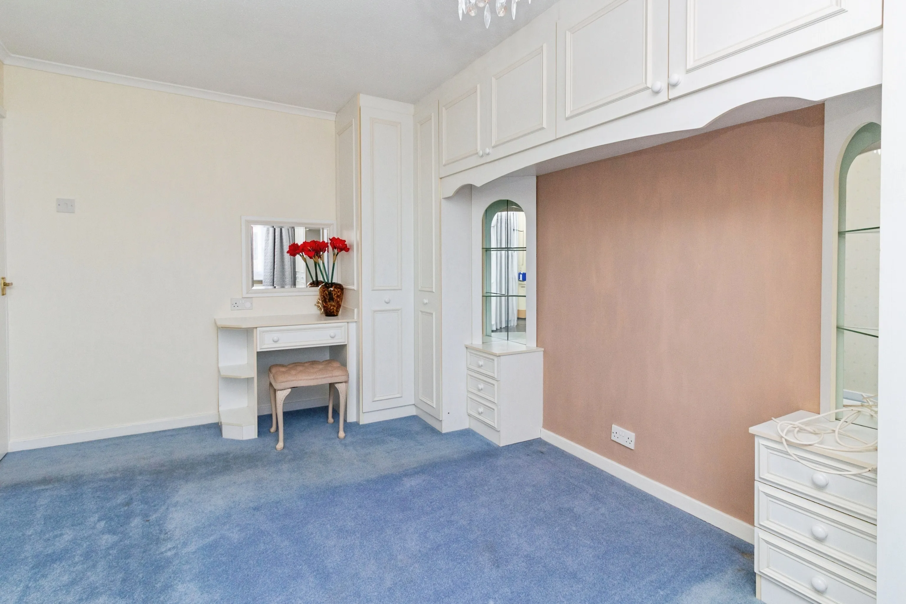 2 bed Detached Bungalow