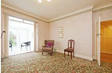 4 bed Semi-Detached