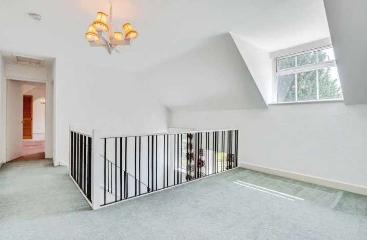 4 bed Detached