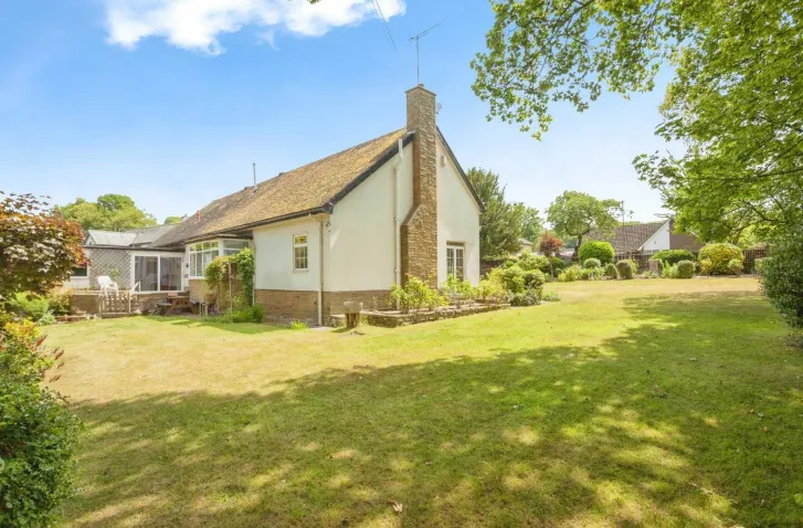 4 bed Detached
