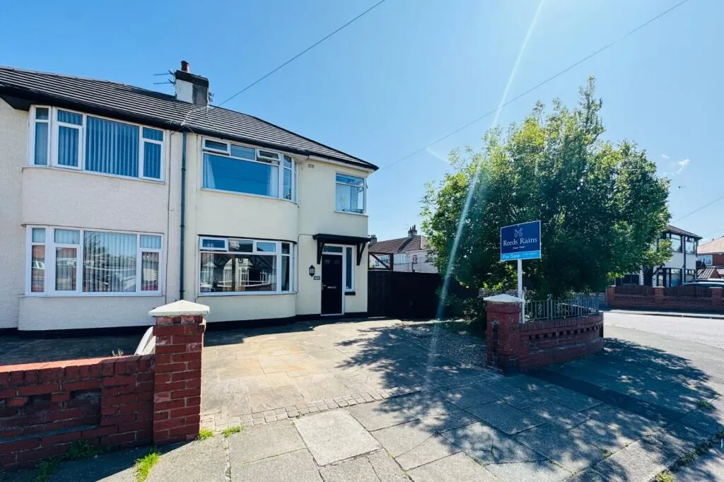 3 bed Semi-Detached