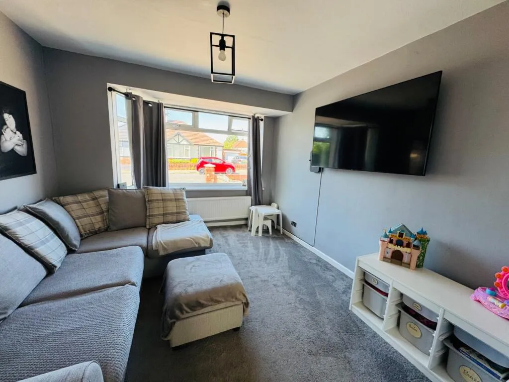 3 bed Semi-Detached