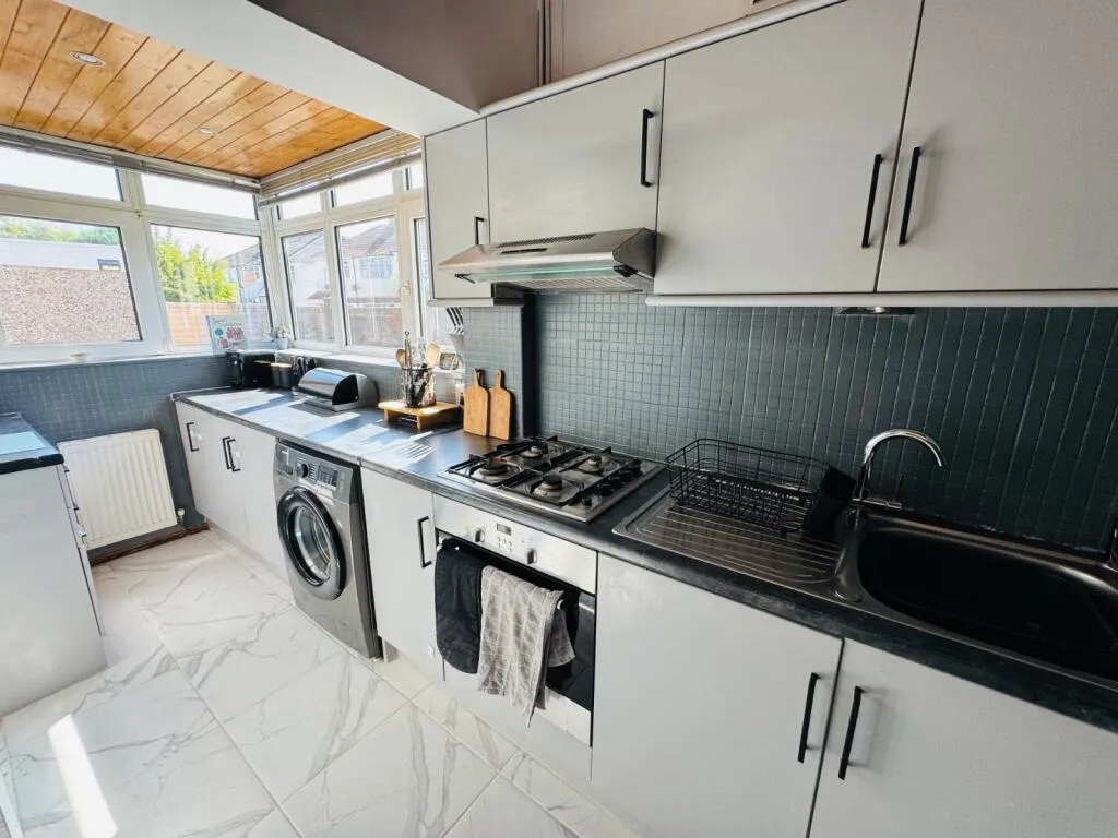3 bed Semi-Detached
