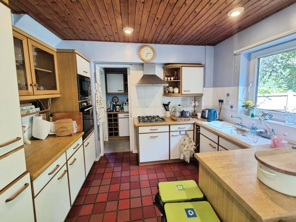 3 bed Semi-Detached