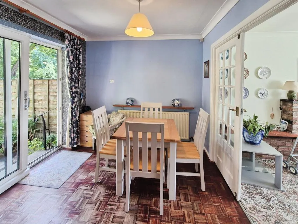 3 bed Semi-Detached