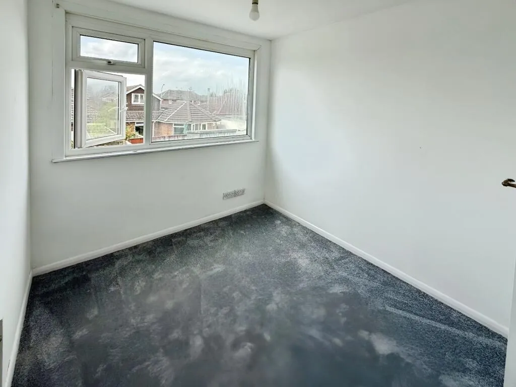 3 bed Semi-Detached Bungalow