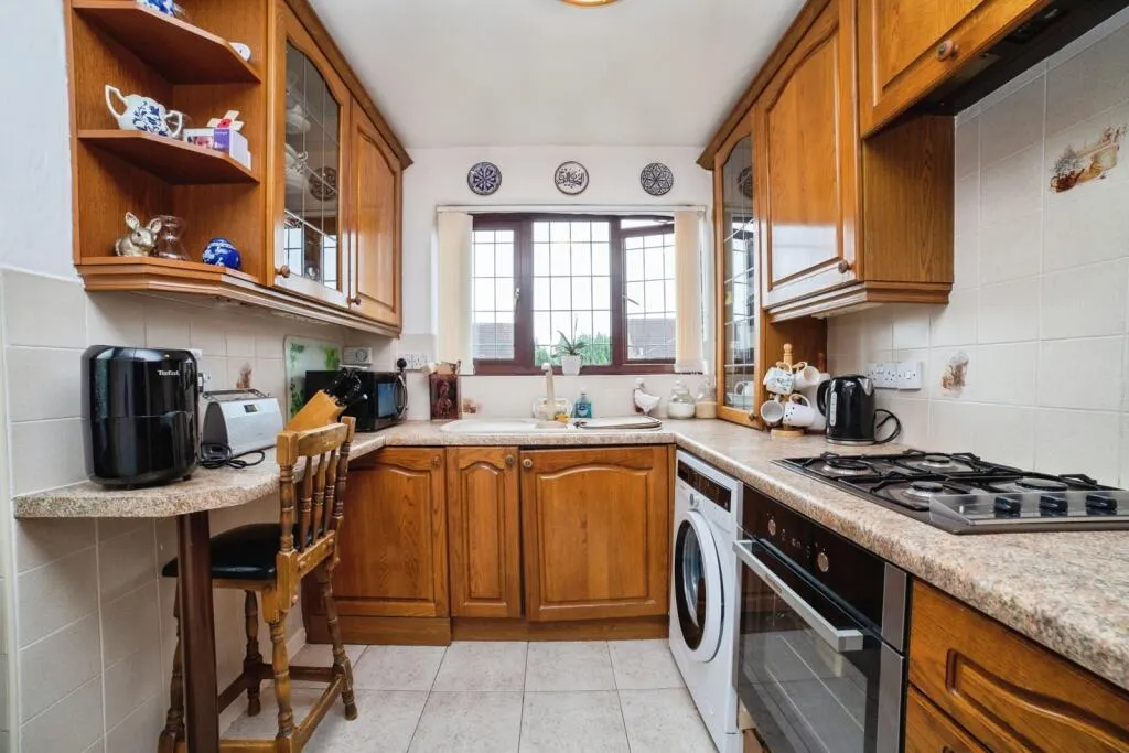 3 bed Semi-Detached