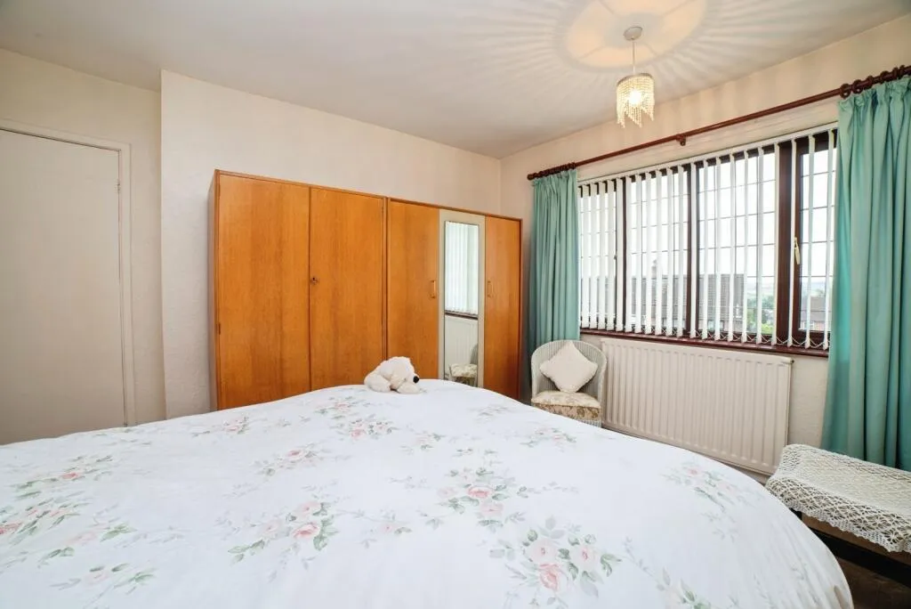 3 bed Semi-Detached