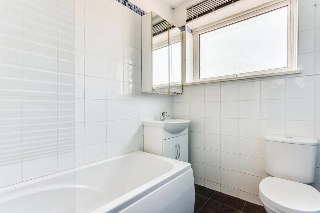 3 bed Terraced