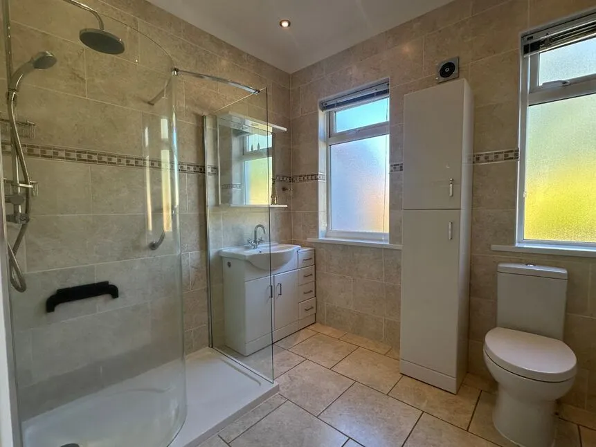 2 bed Semi-Detached Bungalow