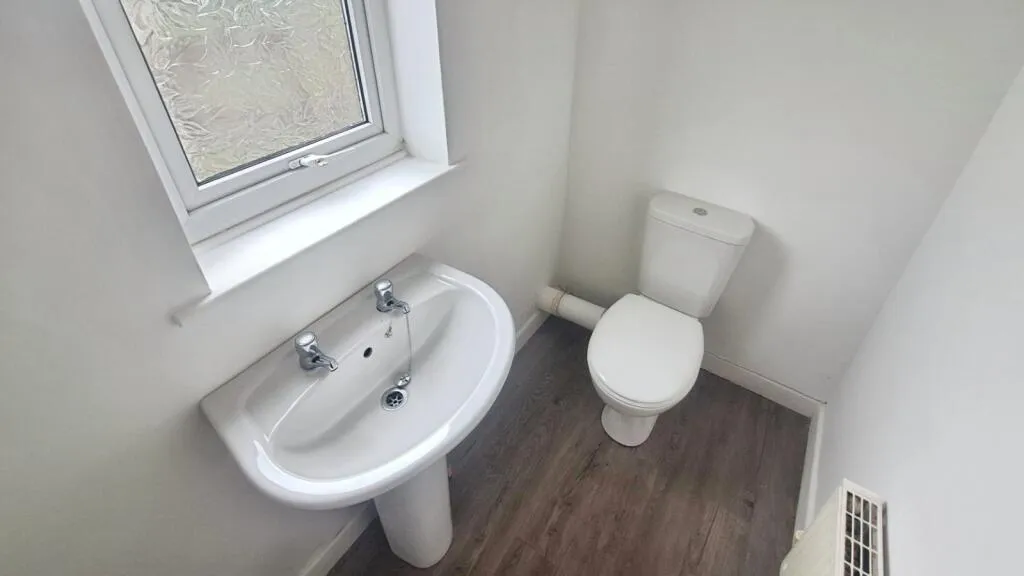 3 bed Semi-Detached