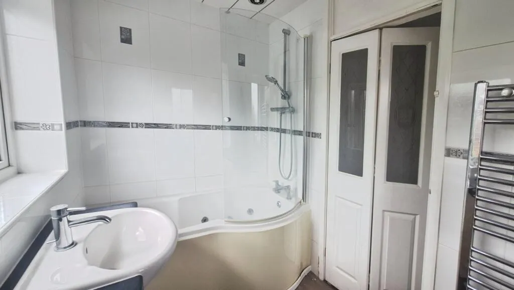 3 bed Semi-Detached