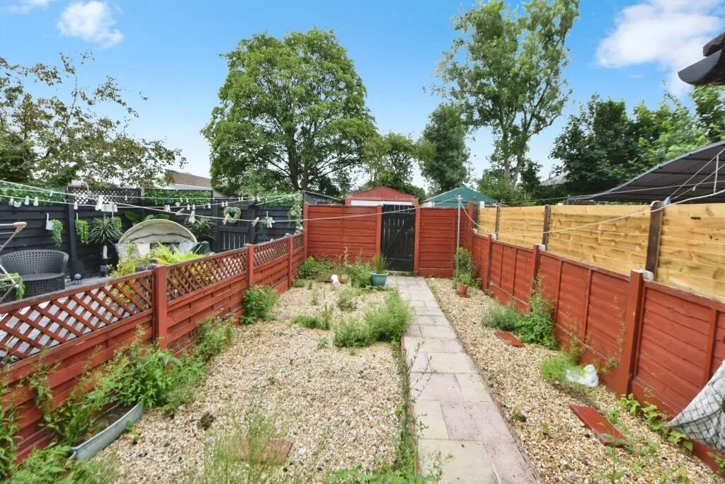 2 bed Terraced