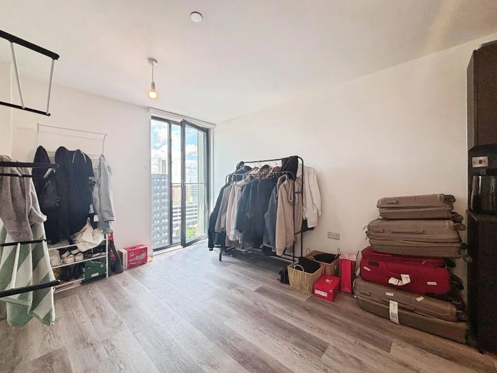 1 bed Apartment