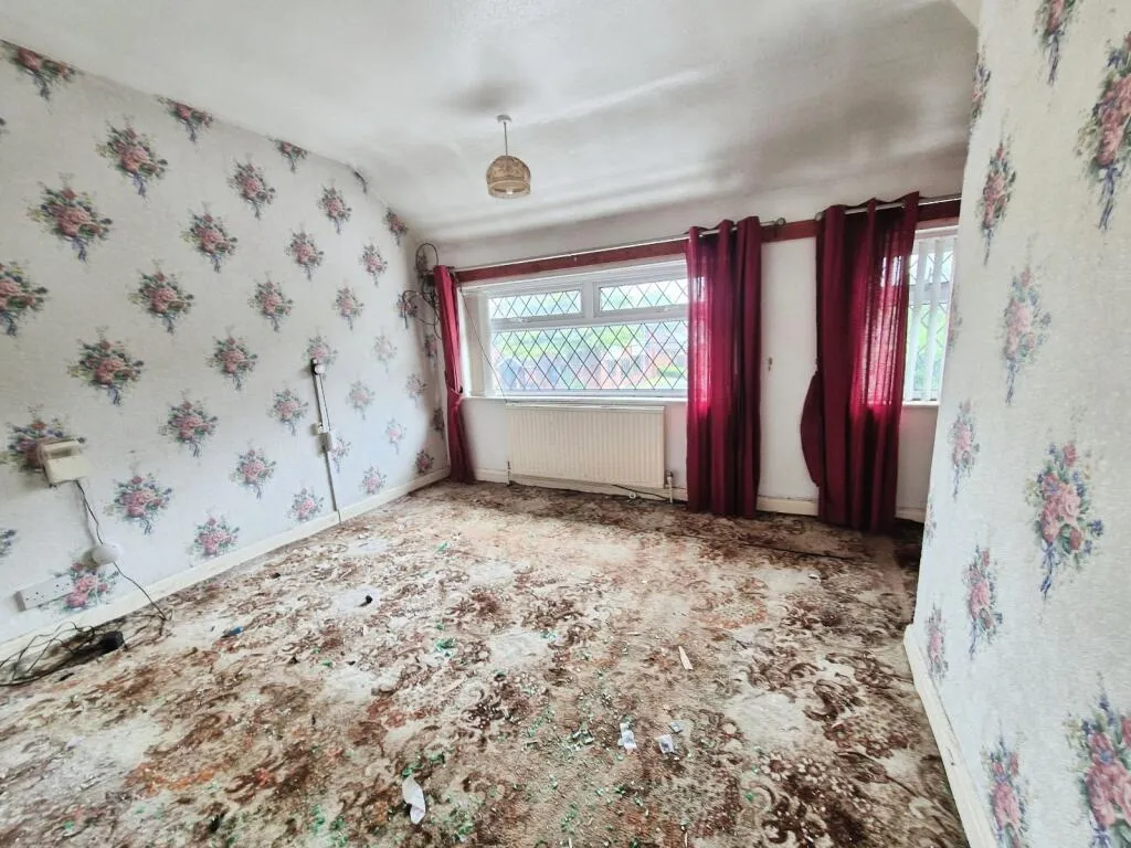 2 bed Semi-Detached