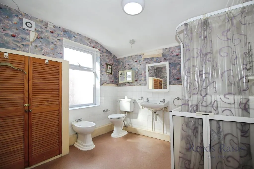 3 bed Terraced
