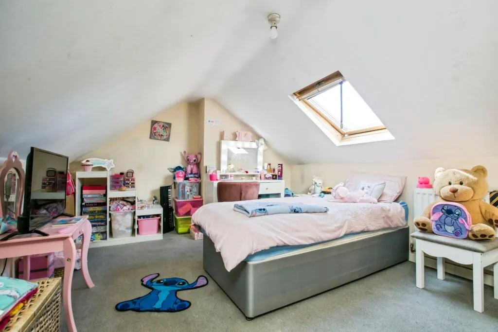 3 bed Terraced