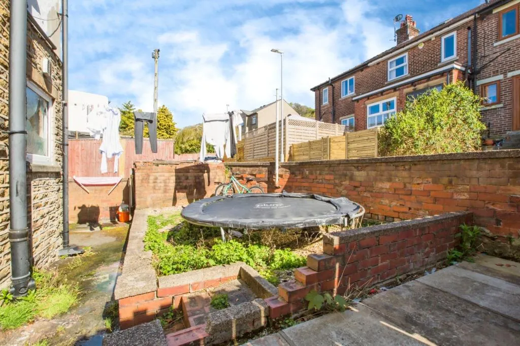 3 bed Terraced