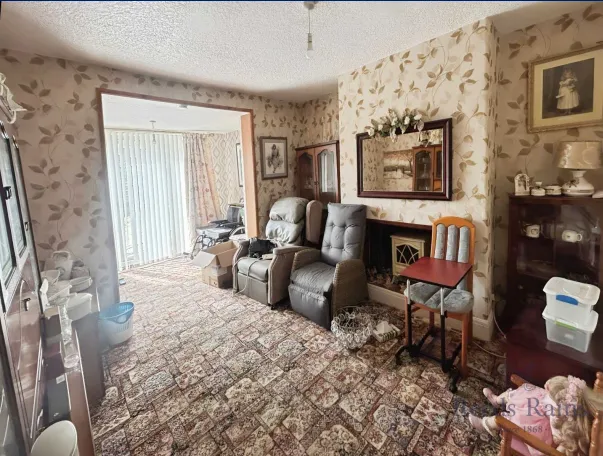3 bed Semi-Detached