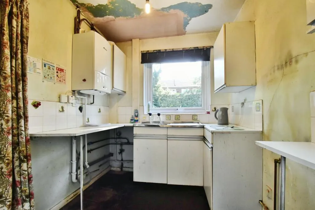 3 bed Semi-Detached