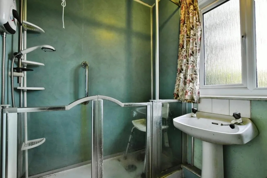 3 bed Semi-Detached