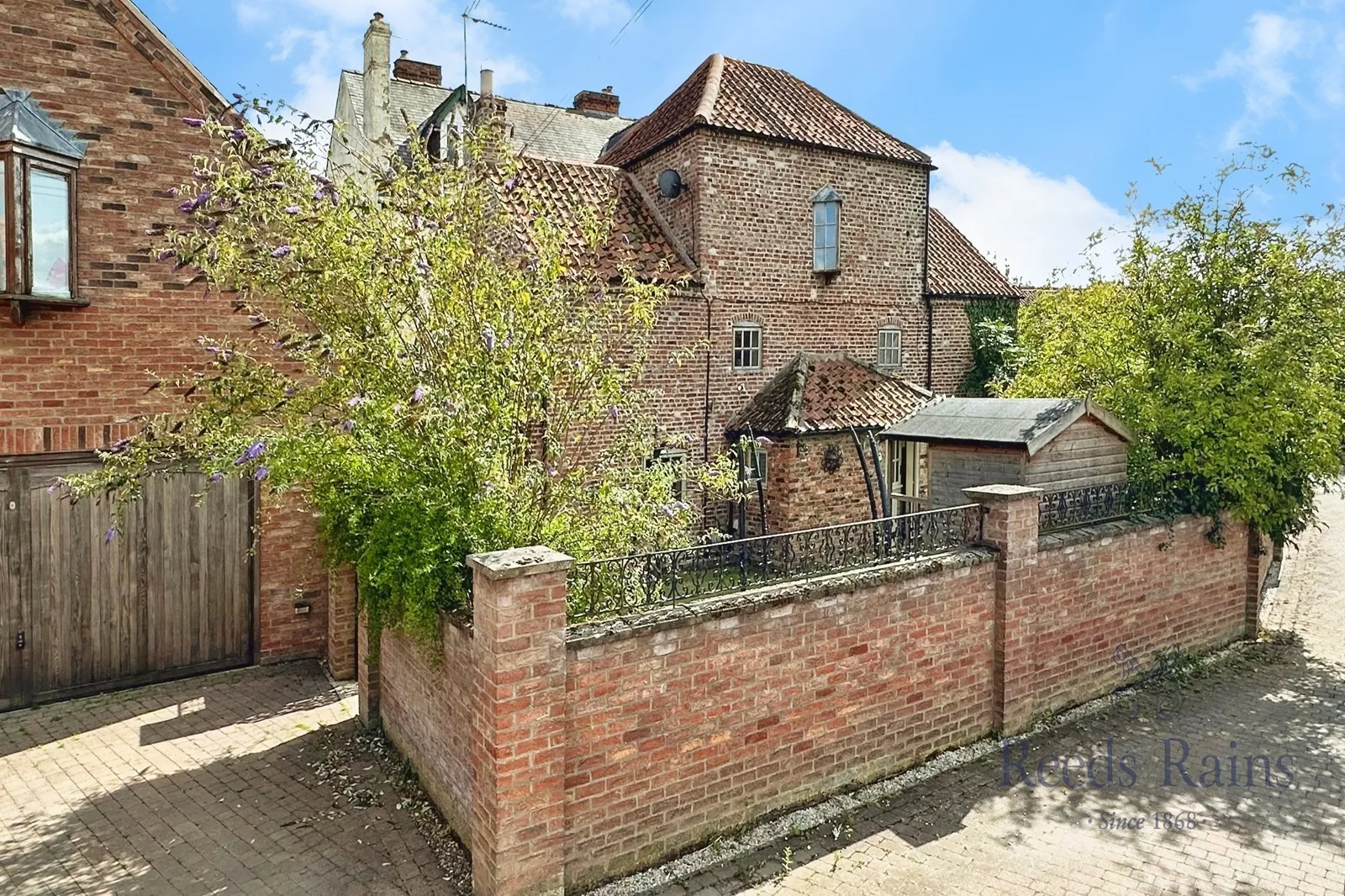 3 bed Detached