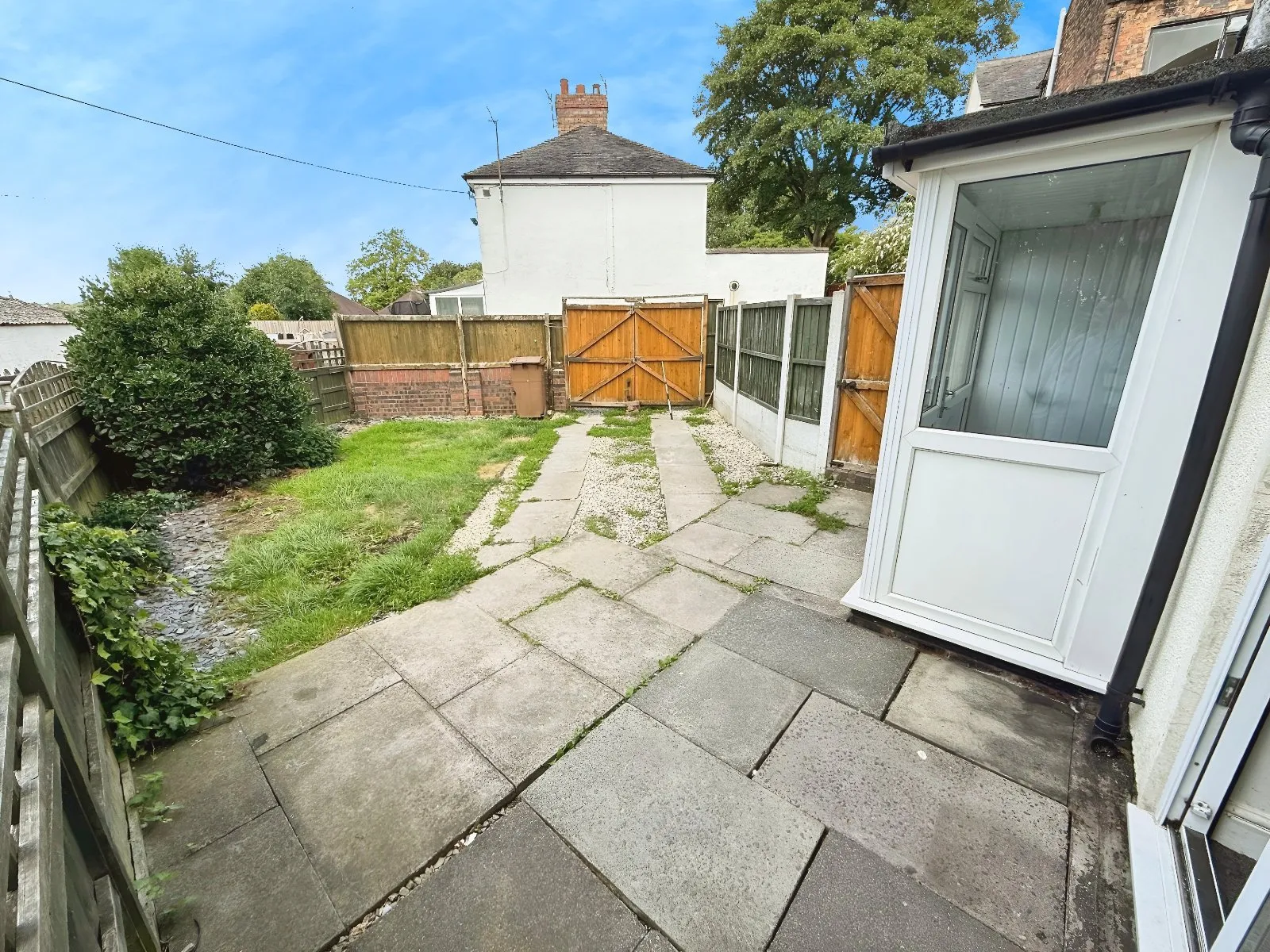 3 bed Terraced