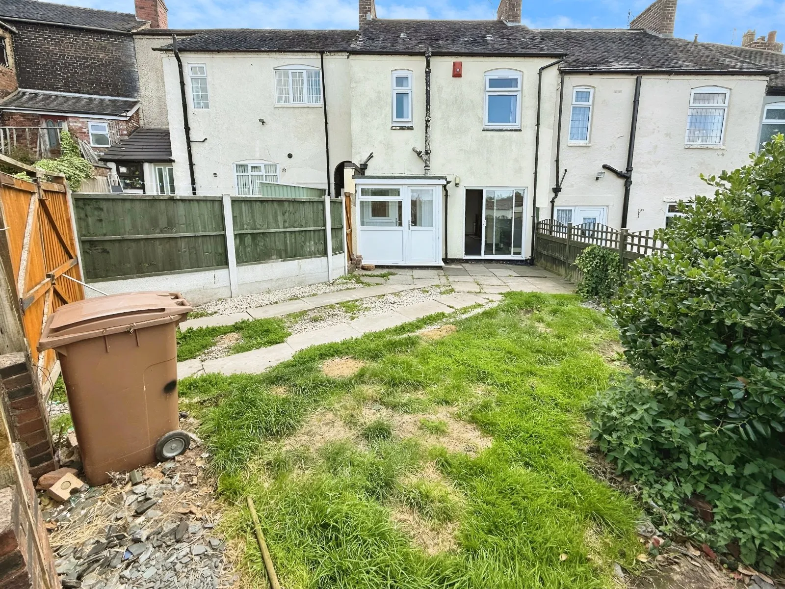 3 bed Terraced