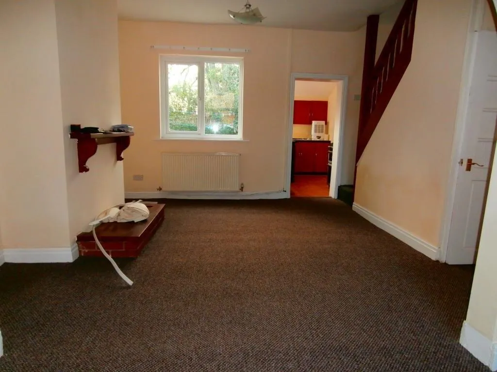 3 bed End of Terrace