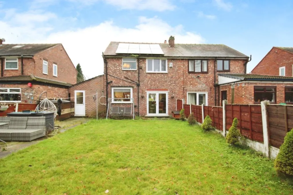 3 bed Semi-Detached