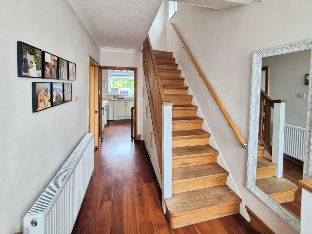 3 bed Semi-Detached
