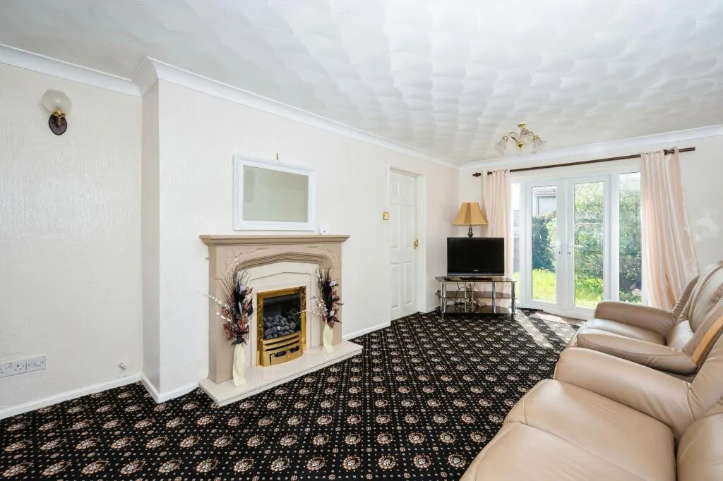 3 bed Semi-Detached
