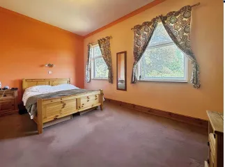 4 bed Detached